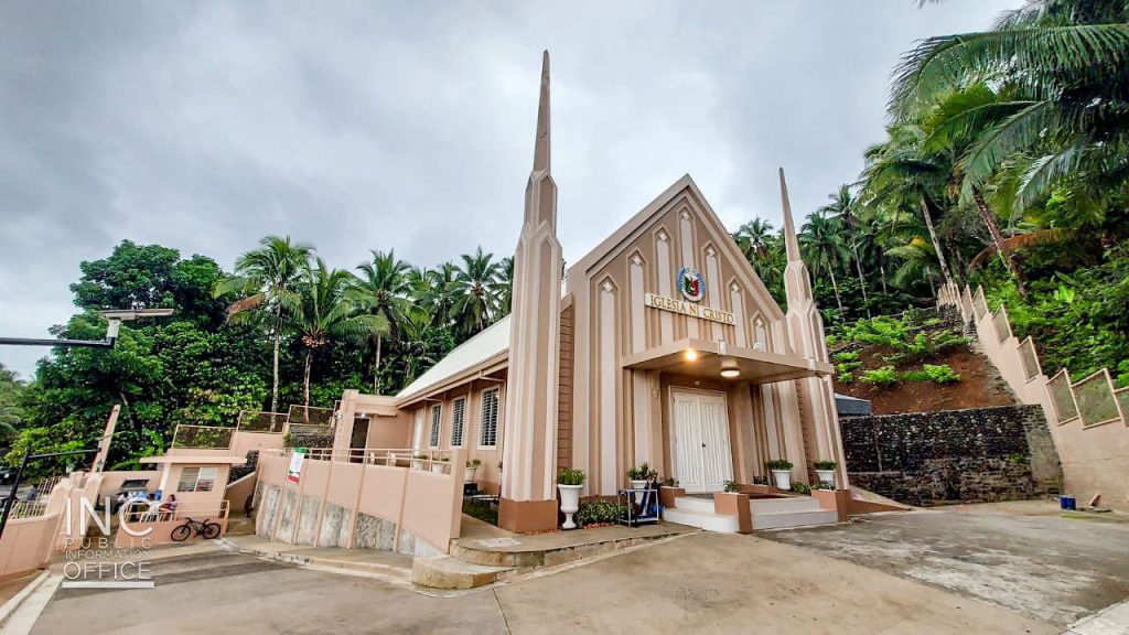 Mountain-side house of worship captivates motorists, residents in Mahaplag, Leyte