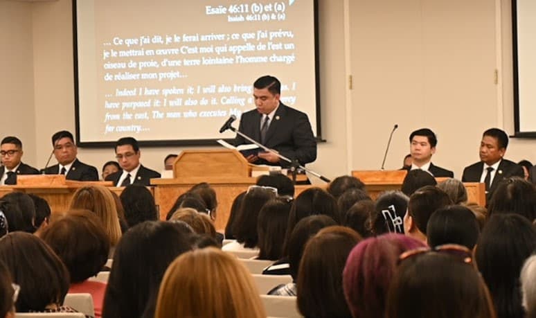 Manitoba District holds bilingual evangelical mission