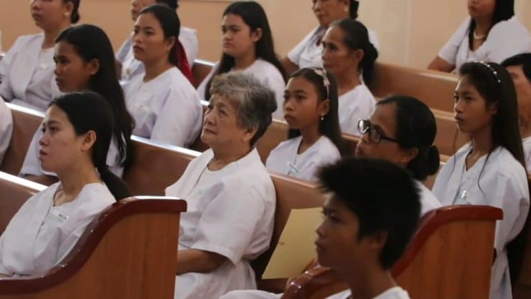 Districts in Negros Island baptize more members