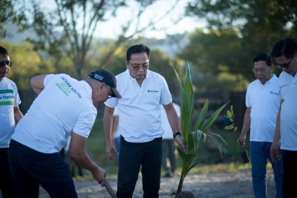 Bataan South SCAN officers lead tree-planting activities